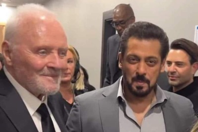 Salman Khan Poses With Anthony Hopkins at Saudi Arabia Award Show, Photo Goes Viral
