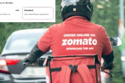 'Pure Loot': Zomato Charging Rs 29 for 'Priority Delivery' Despite Gold Membership Frustrates Journalist