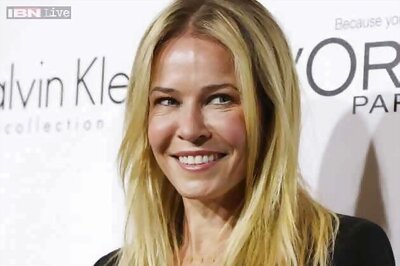 On 40th birthday, Chelsea Handler poses topless
