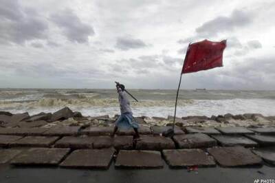 Cyclonic storm Mahasen claims 4 lives in Bangladesh