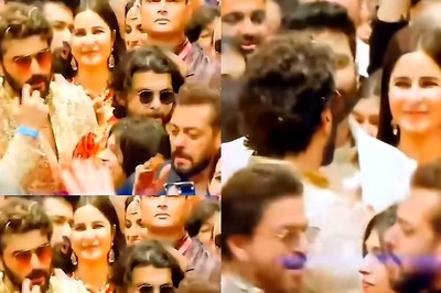 Katrina Kaif Looks Lovingly at Salman's Dance; Vicky and Arjun Kapoor's Expressions Go Viral | Watch