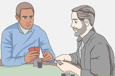 How to Bluff in Poker