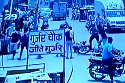 Man Thrashed in Delhi Over Attempt to Extort Money from Shopkeeper, Video Goes Viral