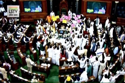 Bill to Overturn SC Order, Restore Original SC/ST Atrocity Law Passed Unanimously by Lok Sabha