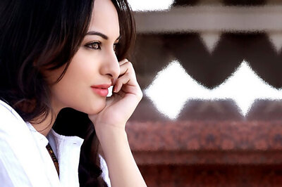 Sonakshi wants to do dance number with Prabhudeva, Shahid