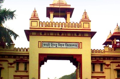 BHU Launches Scholarship Worth Rs 6000 per Month to Attract International Students
