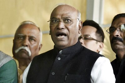 Kharge Asks PM Modi to Make CVC Report on Alok Verma Public to Let People 'Draw Own Conclusions'