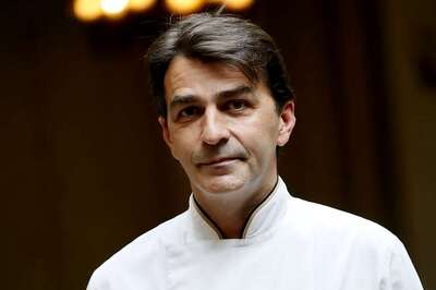 French Culinary Wizard Yannick Alleno Earns 6th Michelin star