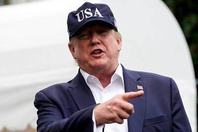 US Firms Falter, Announce Layoffs But White House Insists Economy Like a ‘Rock', Support for Trump on Rise