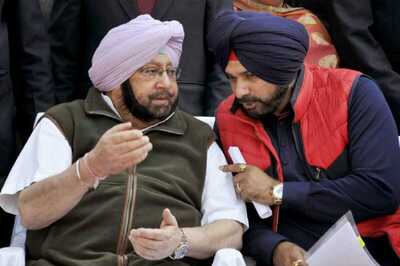 Amarinder Vs Sidhu Puts Congress on a Sticky Wicket in Punjab Ahead of Polls