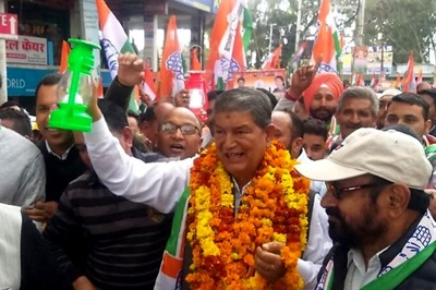 Cong's Harish Rawat Goes AAP Way, Promises Free Power & Water if Elected to Power in Uttarakhand