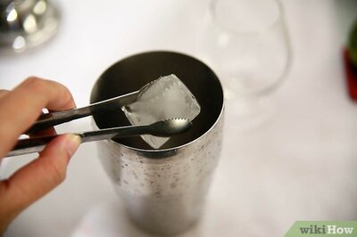 How to Make an Apple Daiquiri Straight up Cocktail