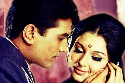 Karan Johar SHOCKED As Sharmila Tagore Reveals She 'Fought' For Aradhana, Wasn't 1st Choice For Film