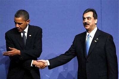 Obama to seek easing of strains with Gilani