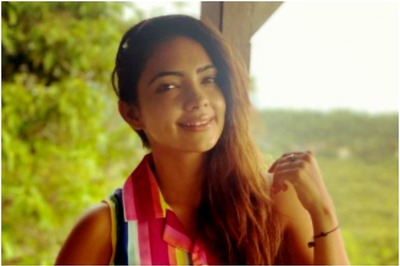 When Pooja Banerjee Had to Run Wearing a 25-kg Wedding Lehenga