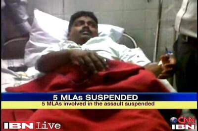 Maharashtra: Five MLAs suspended for beating up policeman
