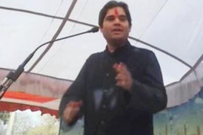 Poll panel orders removal of Pilibhit magistrate