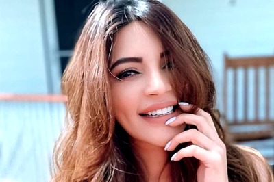 Got a Botox Treatment But not Plastic Surgery, Reveals Shama Sikander