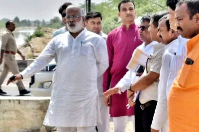 Akhilesh Yadav Alleges Corruption in UP Govt After Minister’s Video Rebuking Official Surfaces