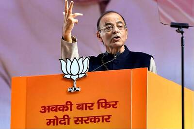 Jaitley Makes Scathing Attack on 'Capital Creation' of Congress Party's First Family