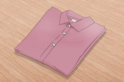 How to Wrap Clothing