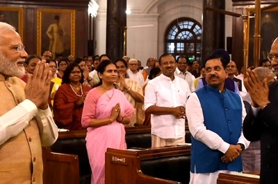 Twitter Tags Video of Prez Kovind Greeting Modi ‘Out of Context’ After Oppn Shares it With False Claims