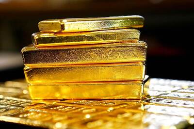 Government Imposes Curbs on Gold Import by 4, 5 Star Export Houses