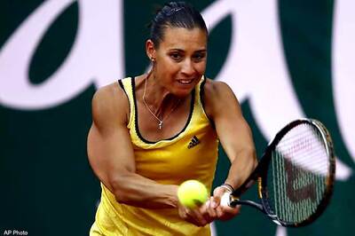 Pennetta, Zheng to meet in Auckland final