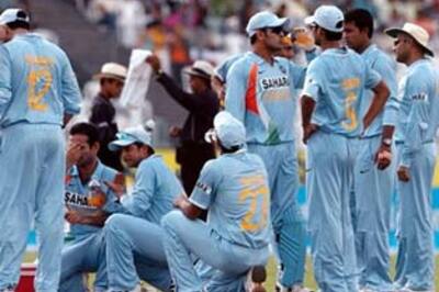 T20: Pathan brothers steal thriller for India | Scorecard