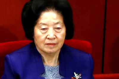 Armed Cops Outside Housing Complexes, Underage Soldiers Deployed As Covid Cracks Shanghai