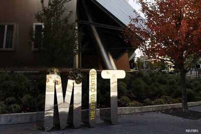 MIT on alert after reports of man with long rifle