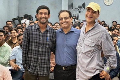 Vidhu Vinod Chopra Reveals His Wife Asked Him To Put 12th Fail On OTT: 'Teri Aur Vikrant Ki Film...'