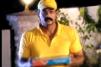 Actor Siddharth Shukla’s ‘Pizza Delivery Boy’ Look From Old Show Goes Viral