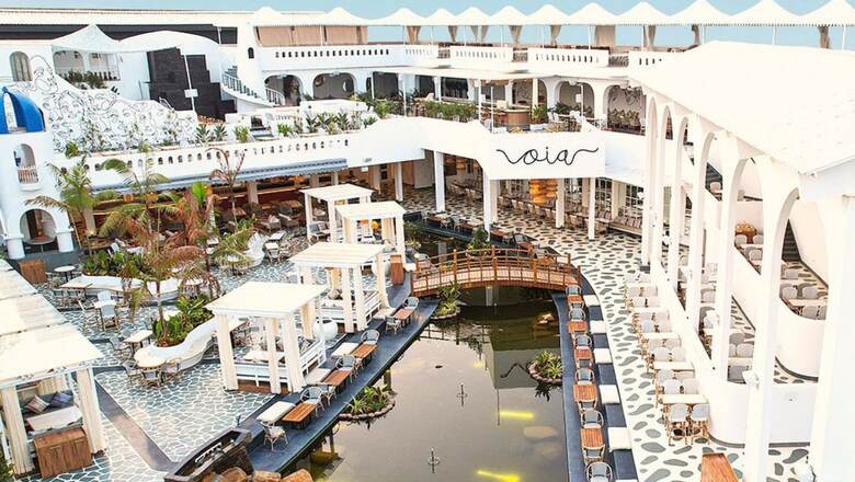 Oia, Asia's Biggest Pub, Is Now Open To Customers In Bangalore: Here Is All That You Need To Know