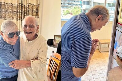98-Year-old Indian Grandfather's Reunion With Younger Brother from US Will Make You Smile