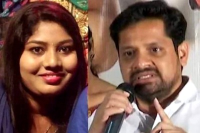 Junior Artist Goes Half-Naked To Protest in Front of Bunny Vasu’s Office