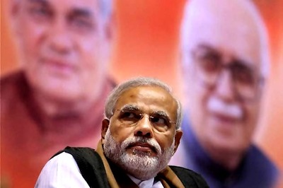 No Modi or BJP wave in Kerala, says Oommen Chandy