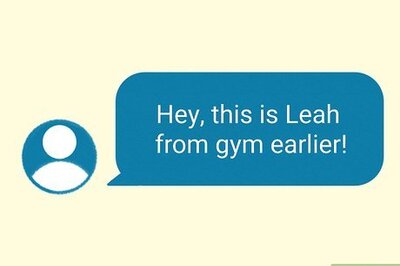 How to Start a Conversation with Someone You Don't Know over Text