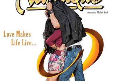 Shraddha Kapoor does not feature in 'Aashiqui 2' poster?