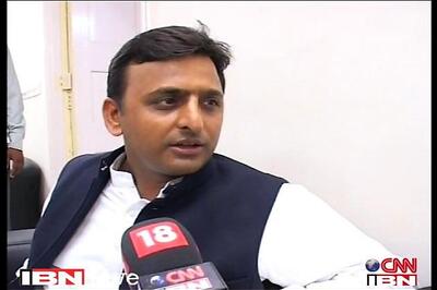 Akhilesh govt announces Rs 15 lakh ex-gratia for deceased journalist