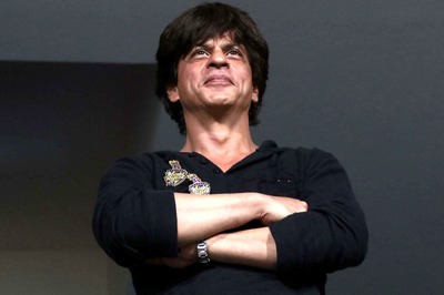 Shah Rukh Khan Reaches 28 Million Followers on Twitter