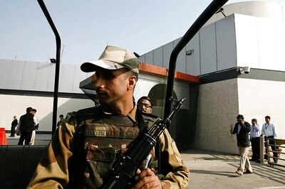 CISF to Issue Masks to 7,000 Personnel Out on Field as Delhi battles Toxic Smog