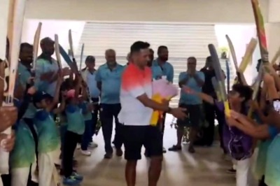 'Most Respected Guy': Fans React As Rahul Dravid Receives Grand Welcome At Cricket Academy