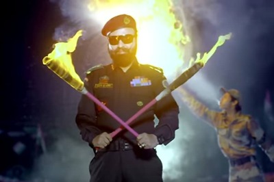 Hind Ka Napak Ko Jawab MSG Lion Heart 2 Review: Even a Cigarette Pack Comes With a Warning, This Doesn't