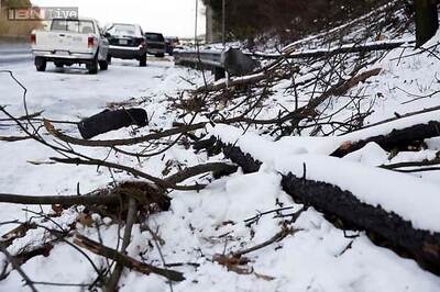 Deadly US ice storm turns Atlanta into parking lot, strands thousands