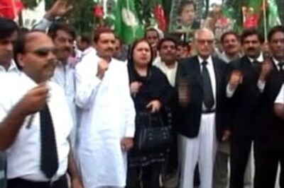 Mush cracks down on, jails Nawaz supporters