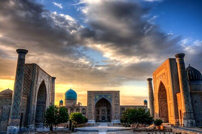 Uzbekistan Puts Off Plans to Expand Visa-free Entry