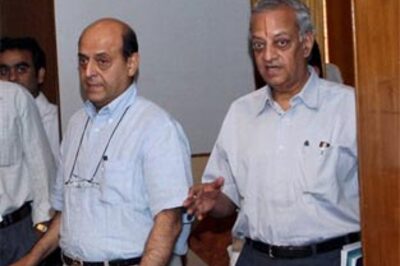 Navin Chawla gets govt's support, set to head EC