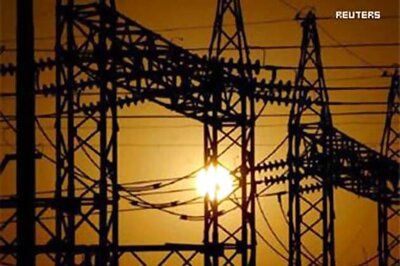 UP opposition slams power tariff hike, demands rollback