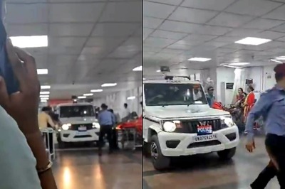On Cam: Uttarakhand Police SUV Enters Crowded AIIMS Rishikesh Emergency Ward To Arrest Sex Harassment Accused